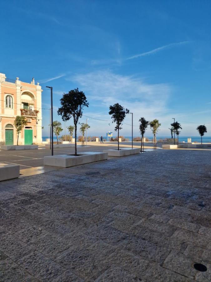 فيلا Polignano A Mare: Sulla Piazza Di Domenico Modugno المظهر الخارجي الصورة